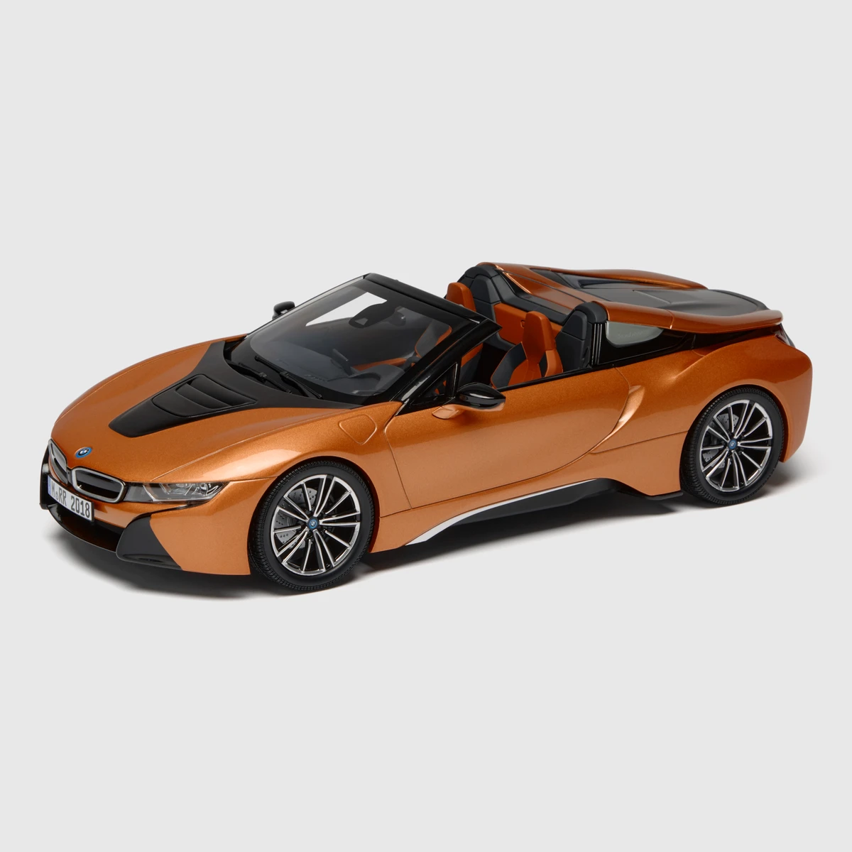 Радиоуправляемая модель BMW i8 Roadster 1:18 (Kupfer)
